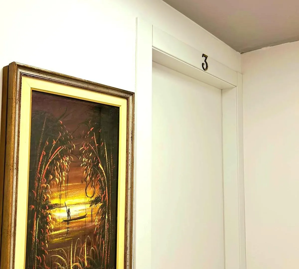 Guest house -L' Oasi Del Turista, Room 4- Central Station Milan